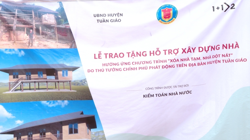 Lễ trao tặng hỗ trợ xây nhà cho 02 hộ cận nghèo thị trấn Tuần Giáo