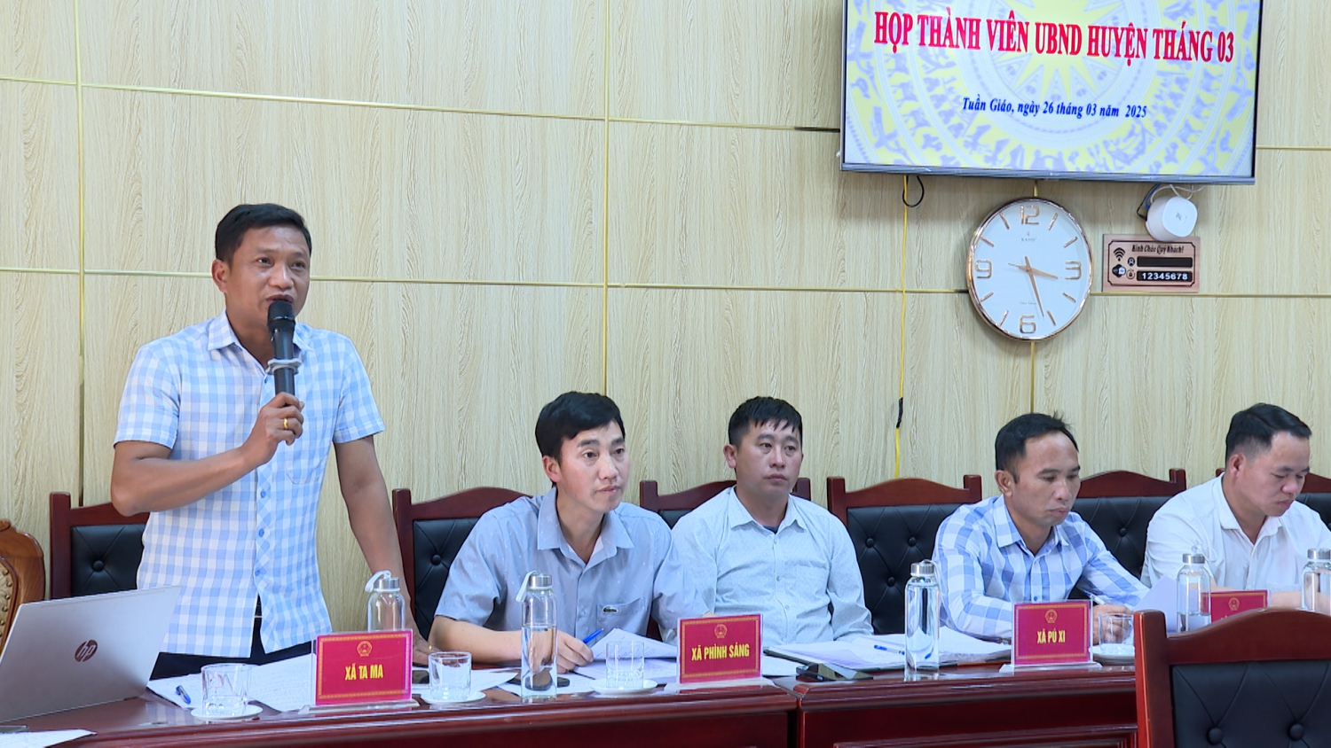 CÁC ĐẠI BIỂU THẢO LUẬN TẠI CUỘC HỌP 1