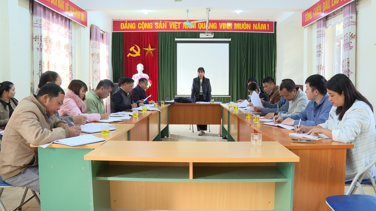 Đoàn kiểm tra làm việc với xã Quài Cang