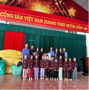 ĐC HIỀN TẤM GƯƠNG TIÊU BIỂU NGÀNH KIỂM SÁT NHÂN DÂN (1)3833